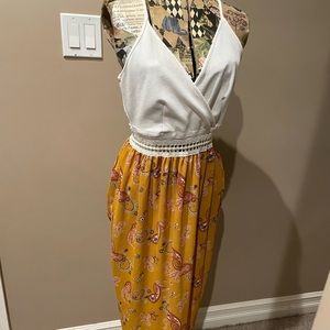 Gorgeous maxi dress. Long length.